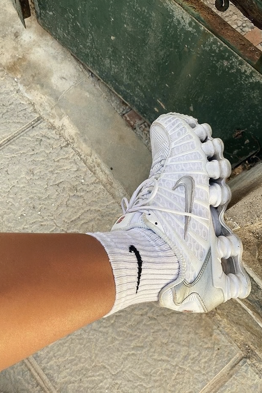 Nike shox white