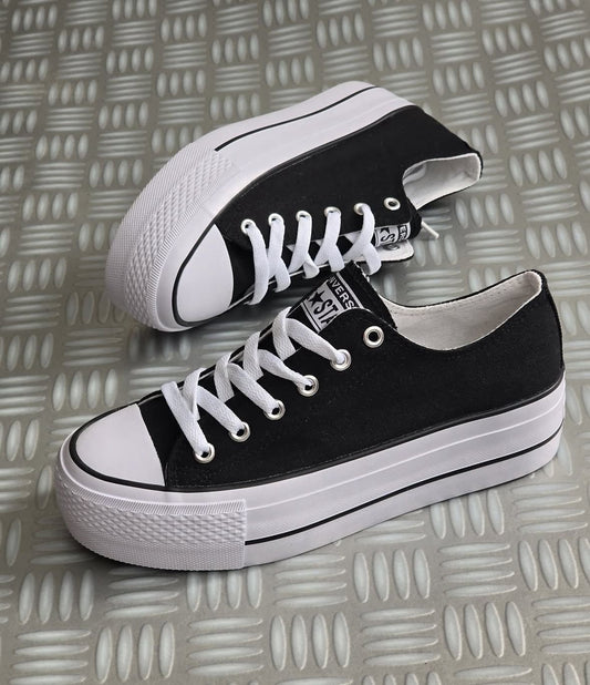 Converse plataforma tela negra