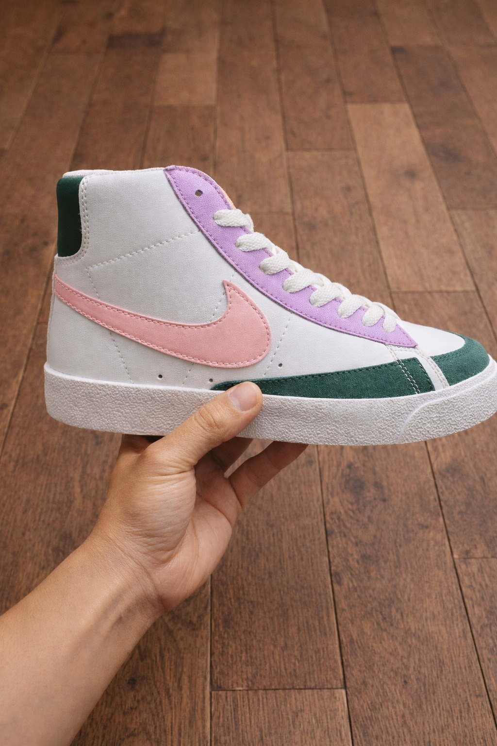 NIKE BLAZER